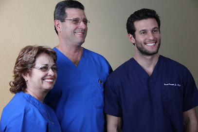 Carballo Animal Clinic, Miami