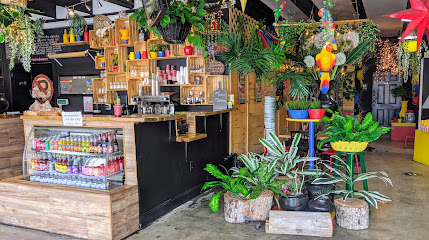 Manantial Market, Miami