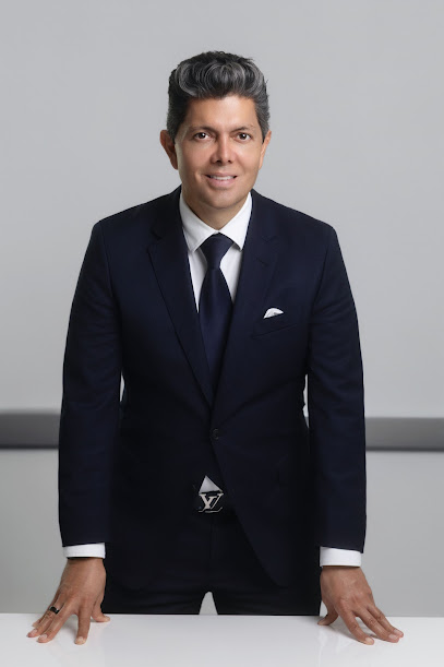 Abogado de Inmigración Jorge Rivera, Miami