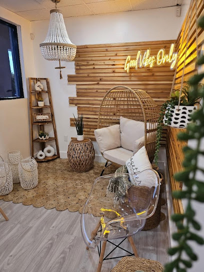 Ava Day Spa, Miami